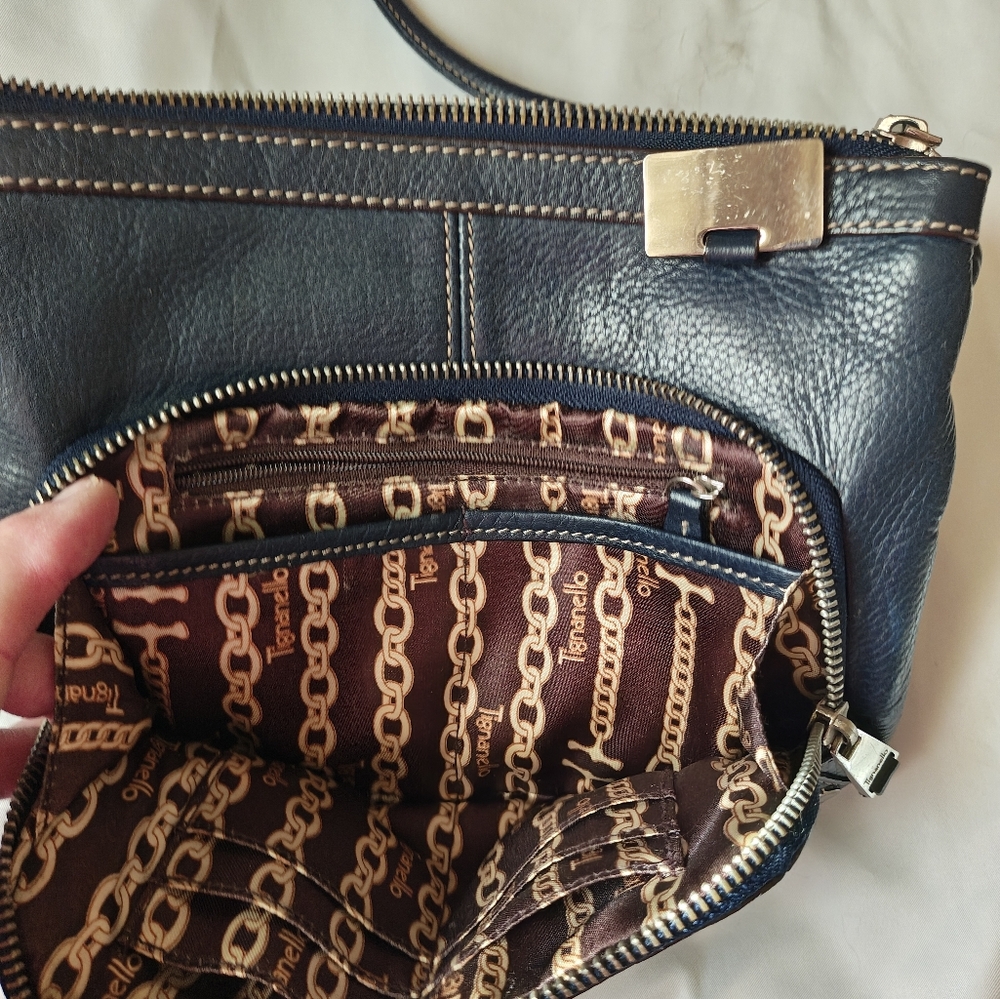 Elegant Navy Leather Crossbody Bag